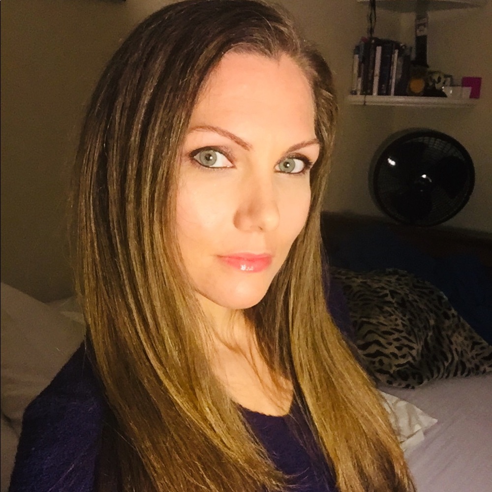 Meet your Posher, Ashley